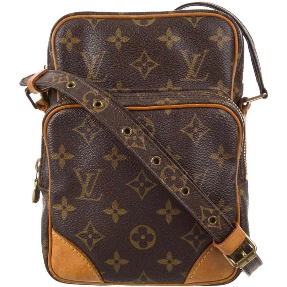 Authentic Louis Vuitton Used Camera bag No rips